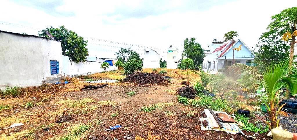 Đất mặt tiền đường Hoàng Phan Thái 1259m² giá 32 tỷ - Cơ hội đầu tư tuyệt vời!