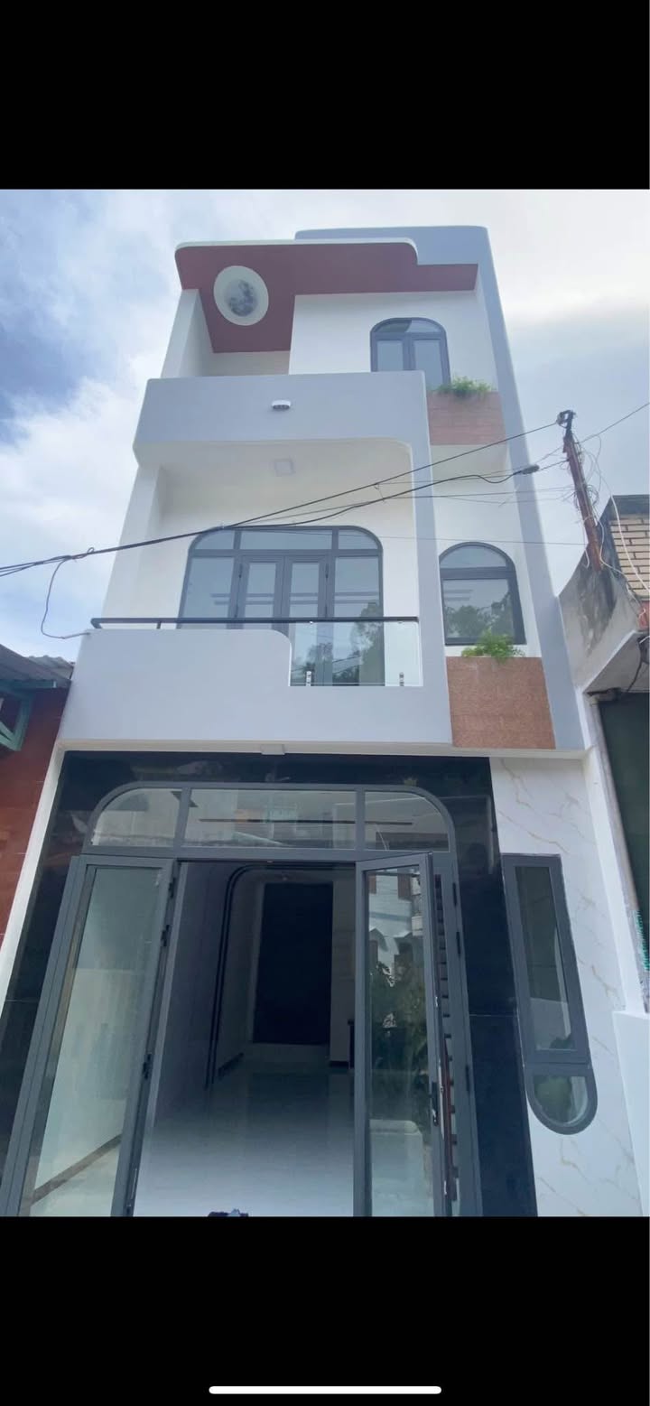 Nhà 3 tầng đường Phạm Ngũ Lão, Quy Nhơn 44m² giá 3.5 tỷ - Thiết kế hiện đại, thương lượng ngay!