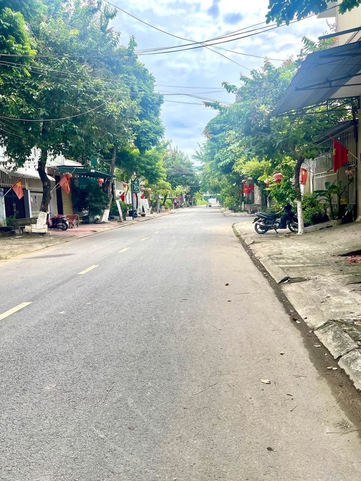 Đất mặt tiền đường Lý Đạo Thành, Quảng Ngãi 100m² - Đầu tư sinh lời tiềm năng!