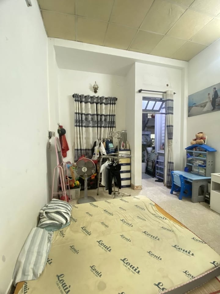 Nhà 3 tầng Trần Xuân Soạn, Quận 7, 28m² giá 3.9 tỷ - Dọn vào ở ngay!