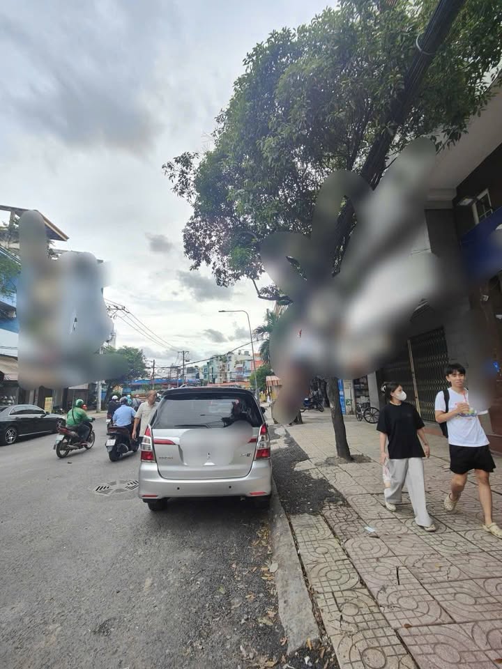 Nhà mặt tiền đường Xuân Hồng Tân Bình 75m² giá 30 triệu - Thích hợp cải tạo kinh doanh!