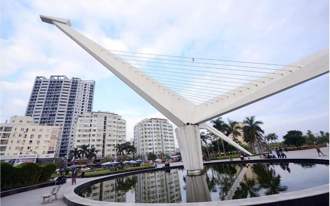 Căn hộ C2 Xuân Đỉnh 88m² giá 4 tỷ - View cầu Nhật Tân tuyệt đẹp!