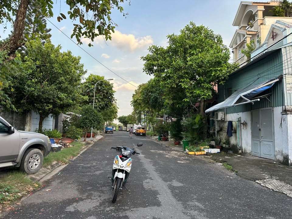 Đất nền Hiệp Bình Phước Thủ Đức 962m² giá 42 tỷ - Vị trí đẹp xây biệt phủ sân vườn!