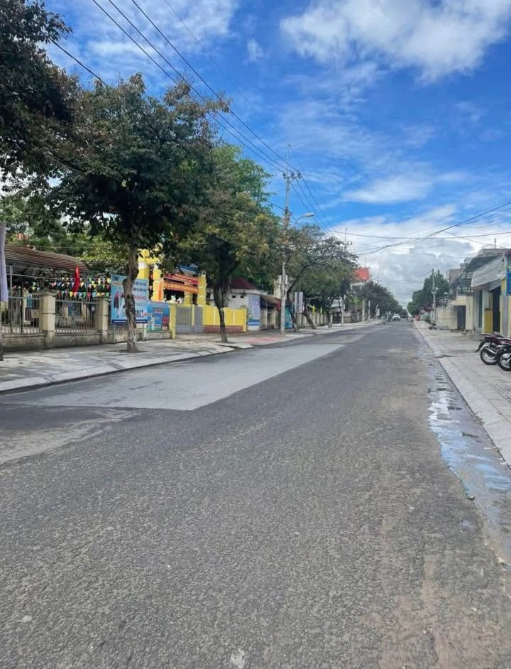 Đất mặt đường Phan Chu Trinh, Kon Tum 434.5m² giá 8 tỷ - Kinh doanh thuận lợi!