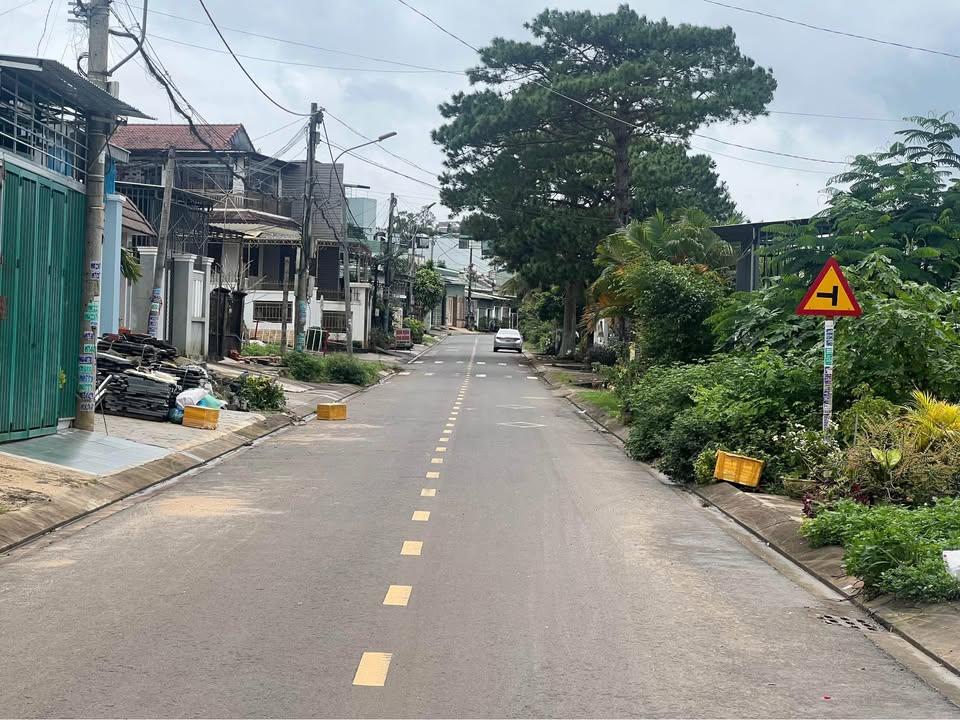 Đất mặt tiền Ngô Thì Nhậm, Pleiku 390m² giá 2.4 tỷ - Đầu tư sinh lời ngay!