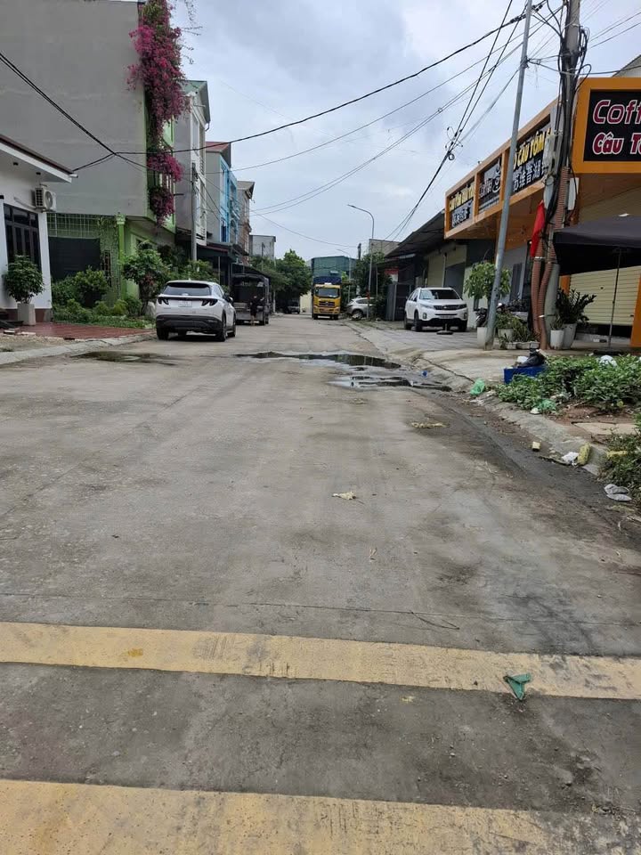 Đất nền Phượng Mao, Quế Võ 90m² giá 4 tỷ - Kinh doanh tiềm năng ngay mặt tiền!