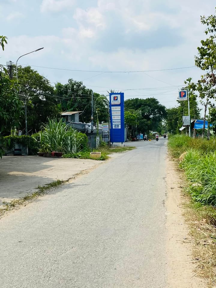 Đất mặt tiền đường Huỳnh Tấn Phát 450m² giá thỏa thuận - Cơ hội đầu tư tuyệt vời!