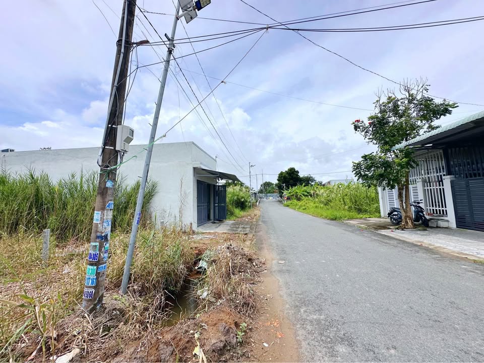 Đất nền khu giáo viên Vĩnh Quang 95m² giá 600 triệu - Đầu tư thông minh!