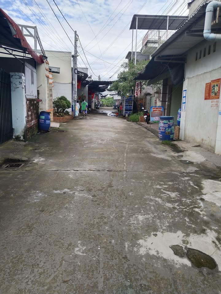 Đất nền Ấp 1 Hiệp Phước 160m² giá 1.5 tỷ - Sổ đỏ chính chủ, vị trí đẹp!