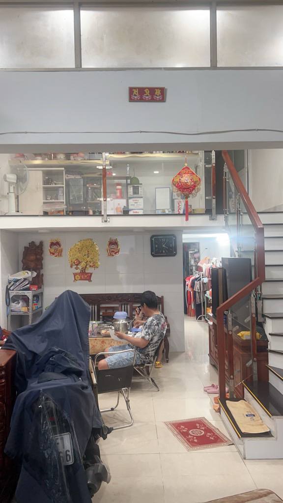 Nhà 14 phòng ngủ Hùng Vương, Quận 10 - 90m² giá 15 tỷ - Đầu tư sinh lời!