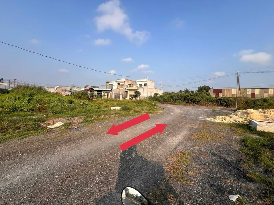 Đất nền góc 2 mặt tiền KDC Tân Đức, 313m² - Giá thỏa thuận cực hấp dẫn!