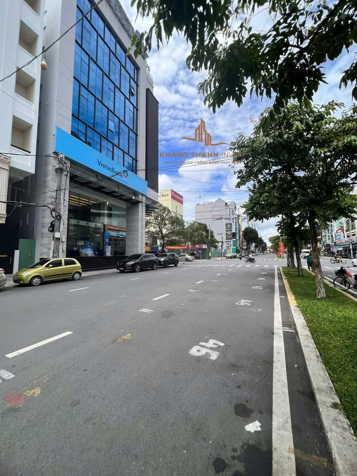 Cho thuê mặt bằng kinh doanh 161m² tại Bến Ninh Kiều, Cần Thơ - Mặt tiền đường lớn, thang máy hiện đại!