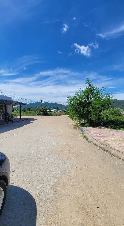 Đất khu phố KV6, phường Nhơn Bình, 100m² giá 2 tỷ - Sổ đỏ chính chủ!