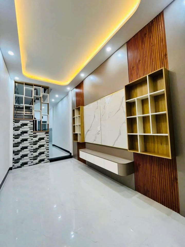 Nhà riêng 38m² trên đường Nguyễn Thái Học, Quy Nhơn - Giá chỉ 2.55 tỷ