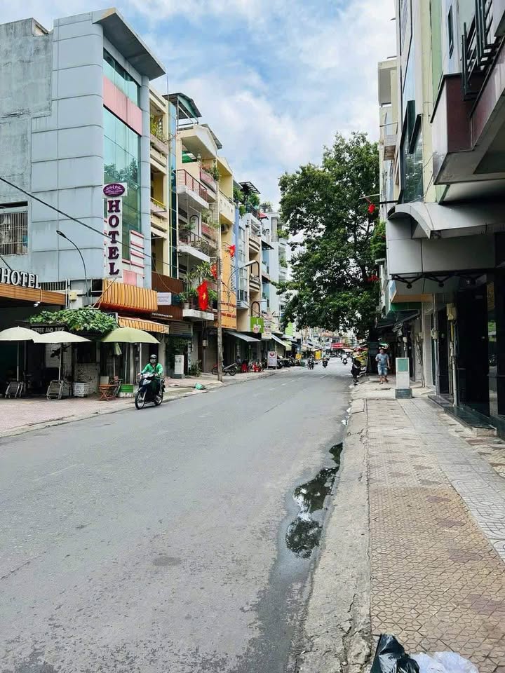 Nhà Mặt Tiền Kinh Doanh Đường Ngô Thị Thu Minh, Quận Tân Bình, 58m² - Giá Chỉ 18 Tỷ!