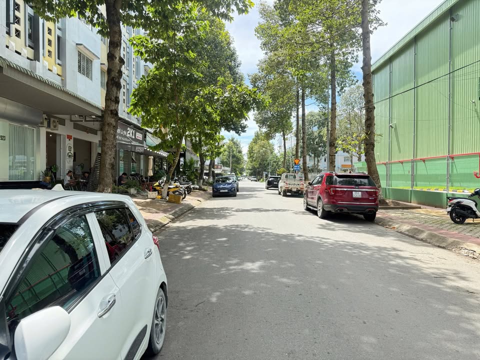 Shophouse Hưng Phú Cần Thơ 177m² giá 5.7 tỷ - Đầu tư sinh lời đắc địa!