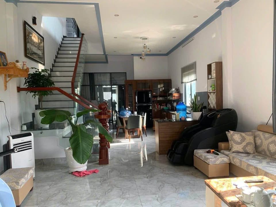 Nhà Bảo Lộc 125m² giá 3.5 tỷ - Sẵn sàng vào ở ngay!