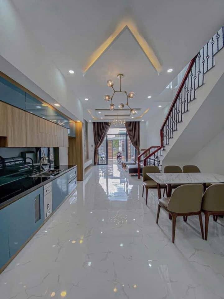 Nhà riêng hẻm đường A7 Phạm Ngũ Lão 100m² giá 2.7 tỷ - An ninh yên tĩnh!