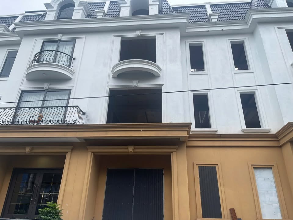 Shophouse The Crow Gia Cẩm 80.5m² giá 7 tỷ - Vị trí vàng ngay trung tâm!