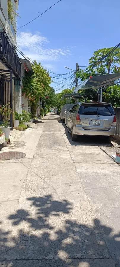 Nhà kiệt ô tô tránh Nguyễn Phan Vinh 424m² - Vị trí đắc địa, giá tốt thương lượng!