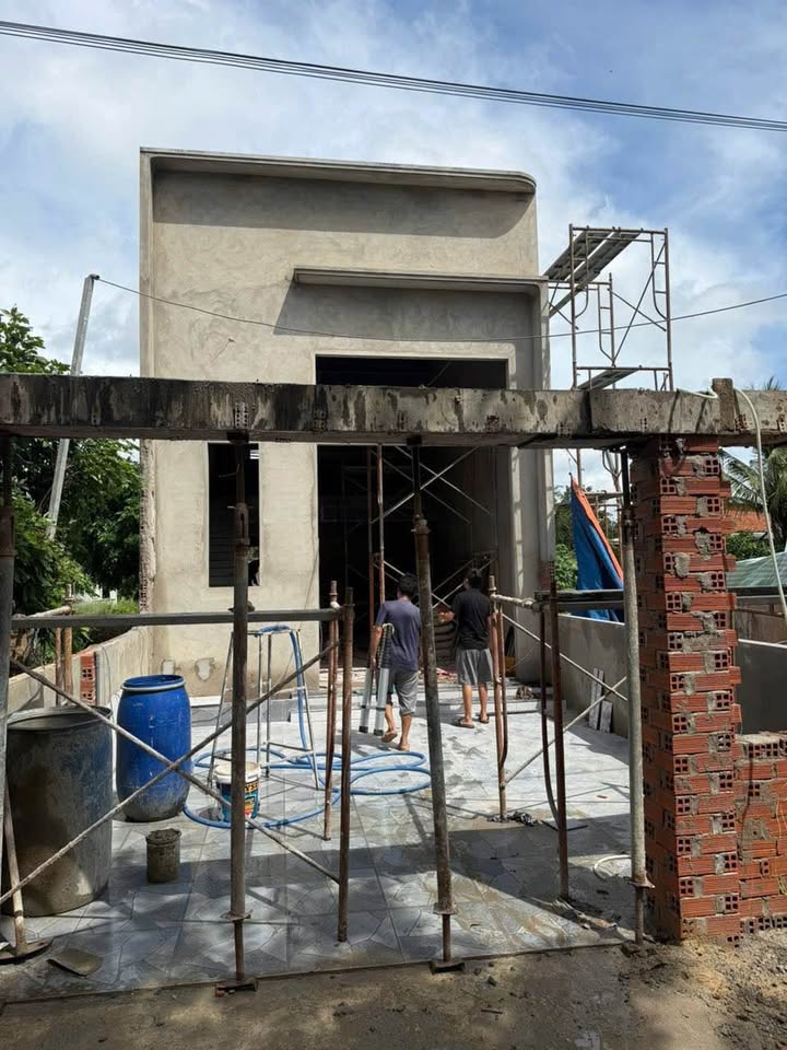 Nhà gác đúc hiện đại tại Suối Cao, Tây Ninh 105m² giá 980 triệu - Sẵn sàng hoàn thiện!