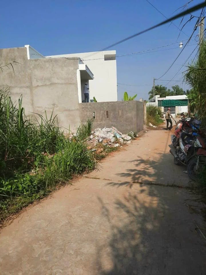 Đất thổ cư chính chủ tại hẻm 570 Châu Thị Kim, Tân An, 1.03 tỷ - Gần chợ, tiện ích đầy đủ!