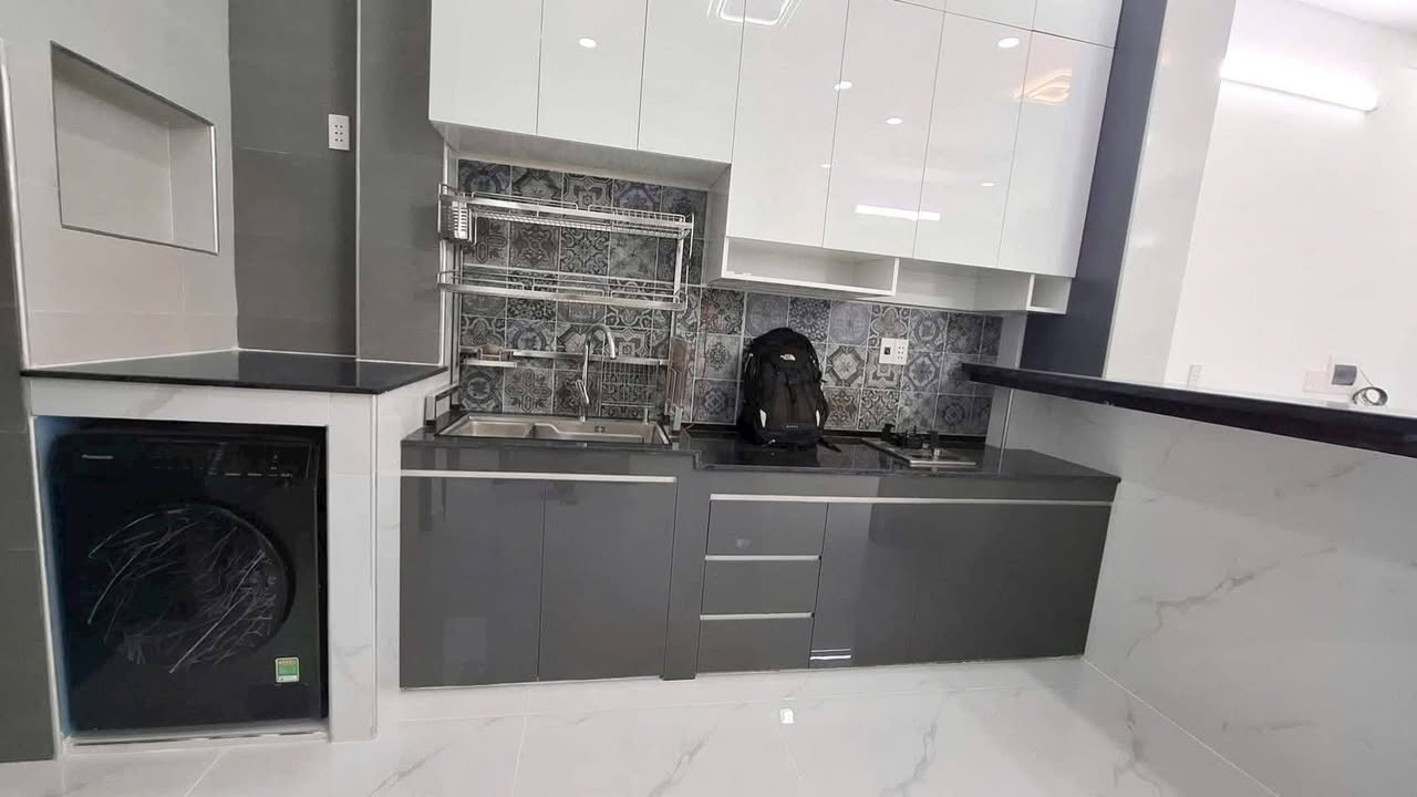 Nhà mới xây tại phường 10, TP. Mỹ Tho, 50m² giá 1.55 tỷ - Chính chủ bán gấp!