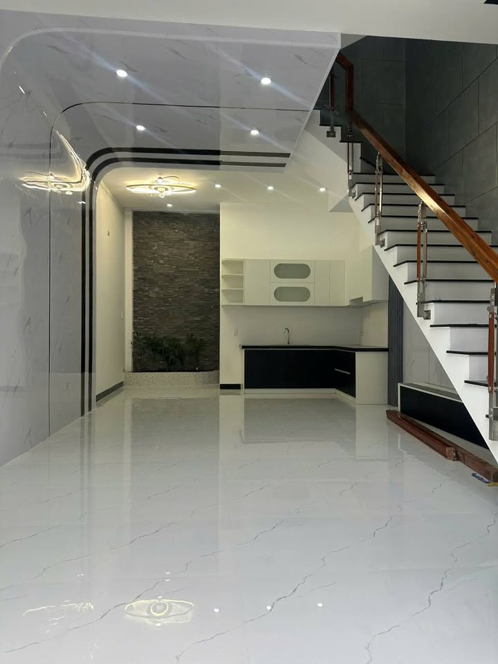 Nhà phố mặt tiền Phạm Ngũ Lão Quy Nhơn 44m² giá 3 tỷ - Đầu tư sinh lời ngay!