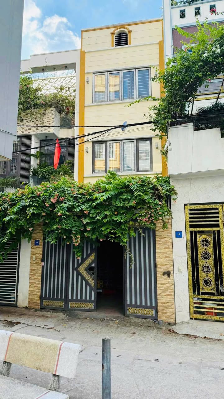 Nhà riêng 3 tầng An Khánh 85m² giá chỉ 12 triệu - Phù hợp cho gia đình và kinh doanh