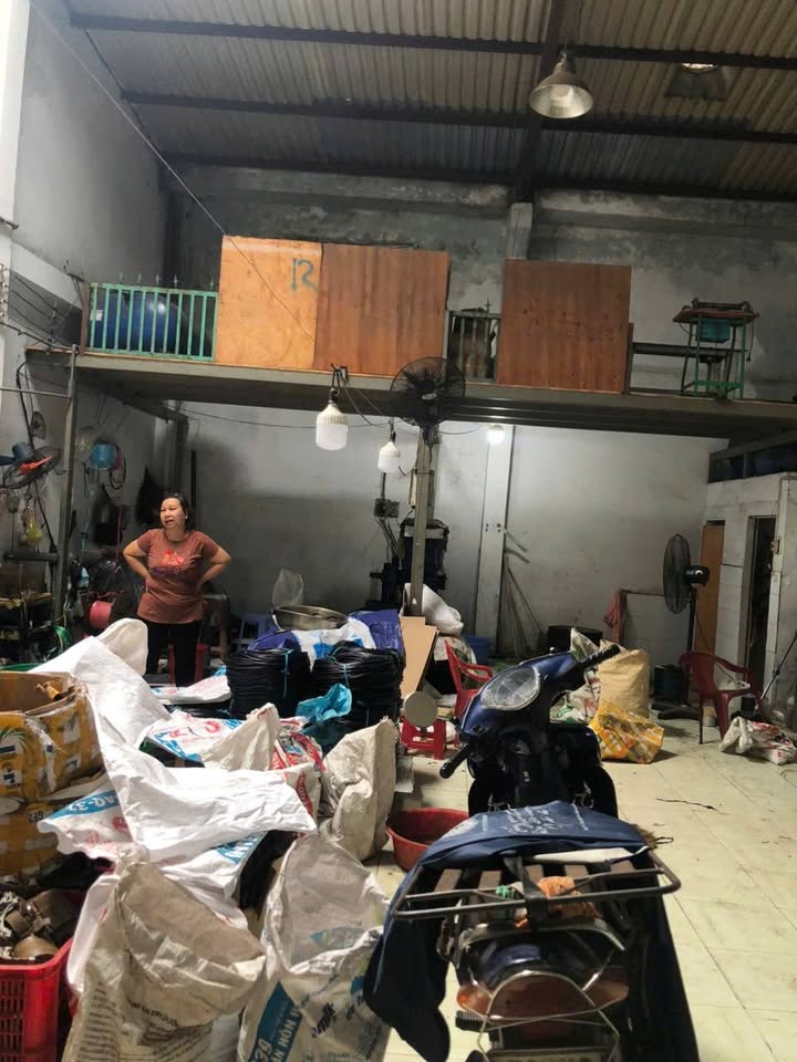 Xưởng cho thuê Hương Lộ 2, Bình Trị Đông 144m² - Điện 3 pha, thuận tiện sản xuất!