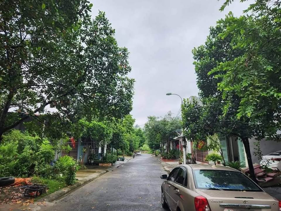 Đất tặng nhà C4 tại phố Nguyễn Cao Luyện, Lào Cai 150m² giá 1.9 tỷ - Đầu tư sinh lời ngay!