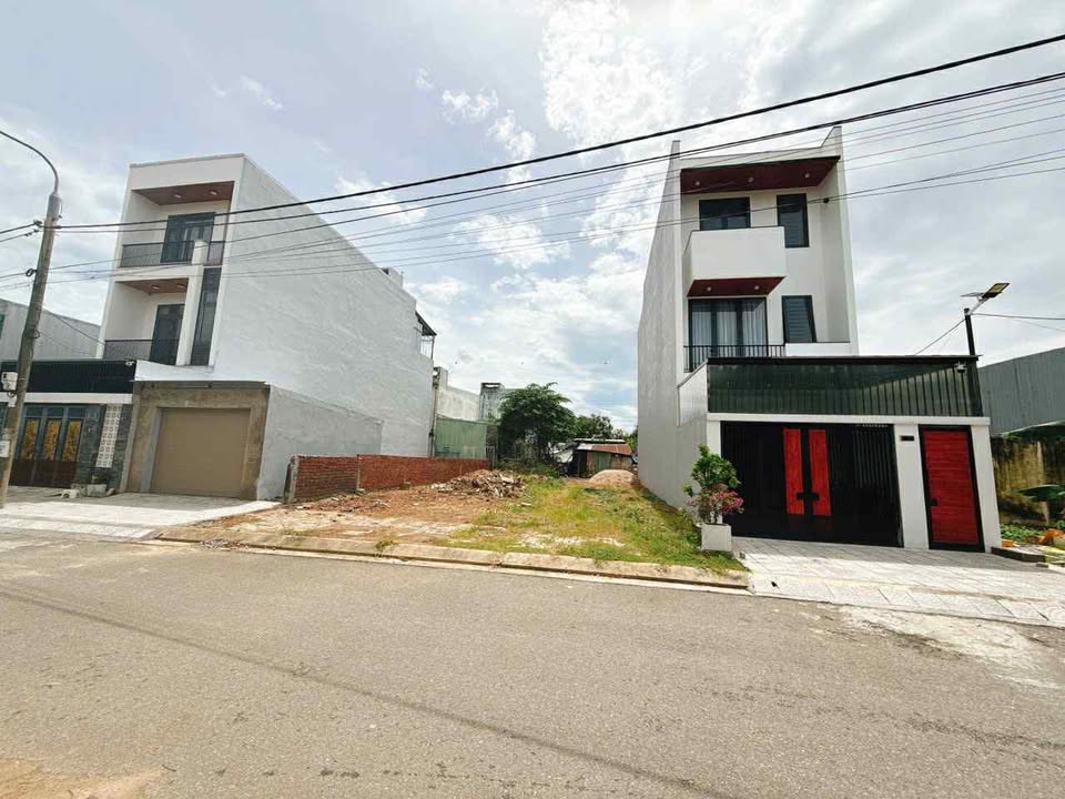 Đất nền Hòa Xuân 100m² giá 3.78 tỷ - Cơ hội đầu tư tuyệt vời!