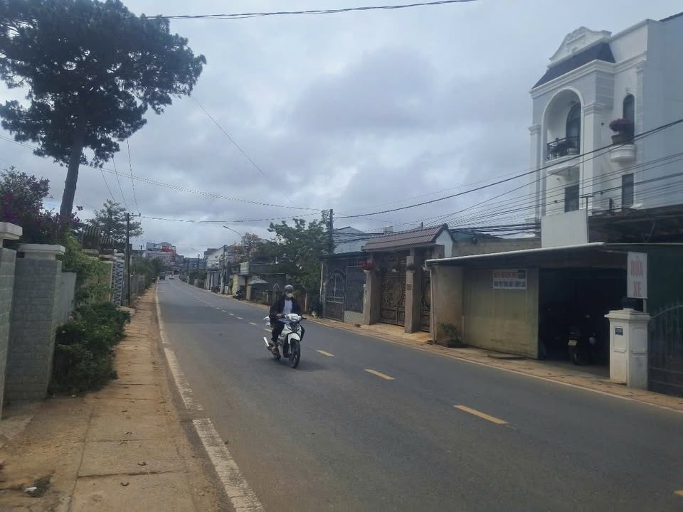 Đất xây dựng Đà Lạt 74m² giá 2.55 tỷ - Lô đất đẹp, ô tô vào tận nơi!