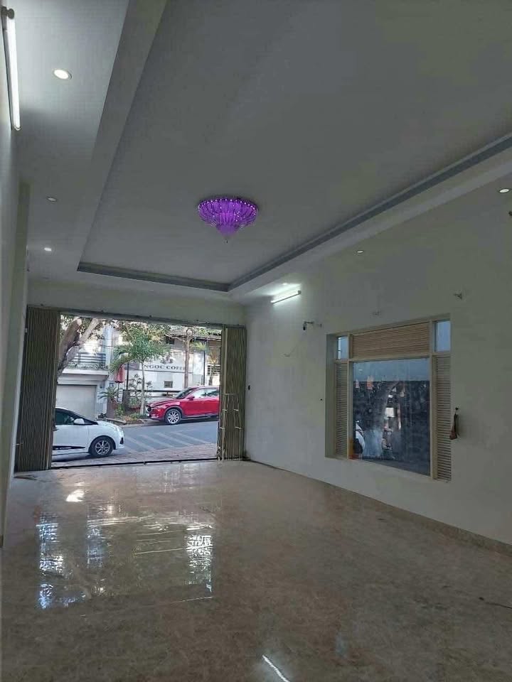 Mặt tiền kinh doanh Hoàng Hoa Thám, 105m² giá 6.65 tỷ - Đầu tư sinh lời lý tưởng!