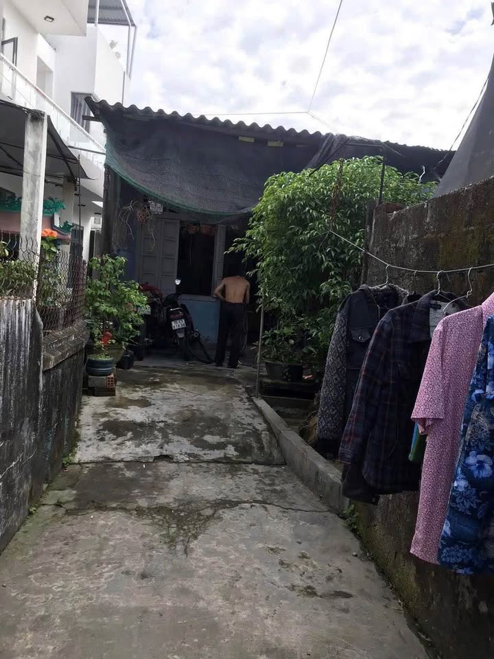 Nhà cấp 4 Đặng Tất, TP Huế 90m² giá 1.6 tỷ - Vị trí thuận lợi, không lo áp lực!