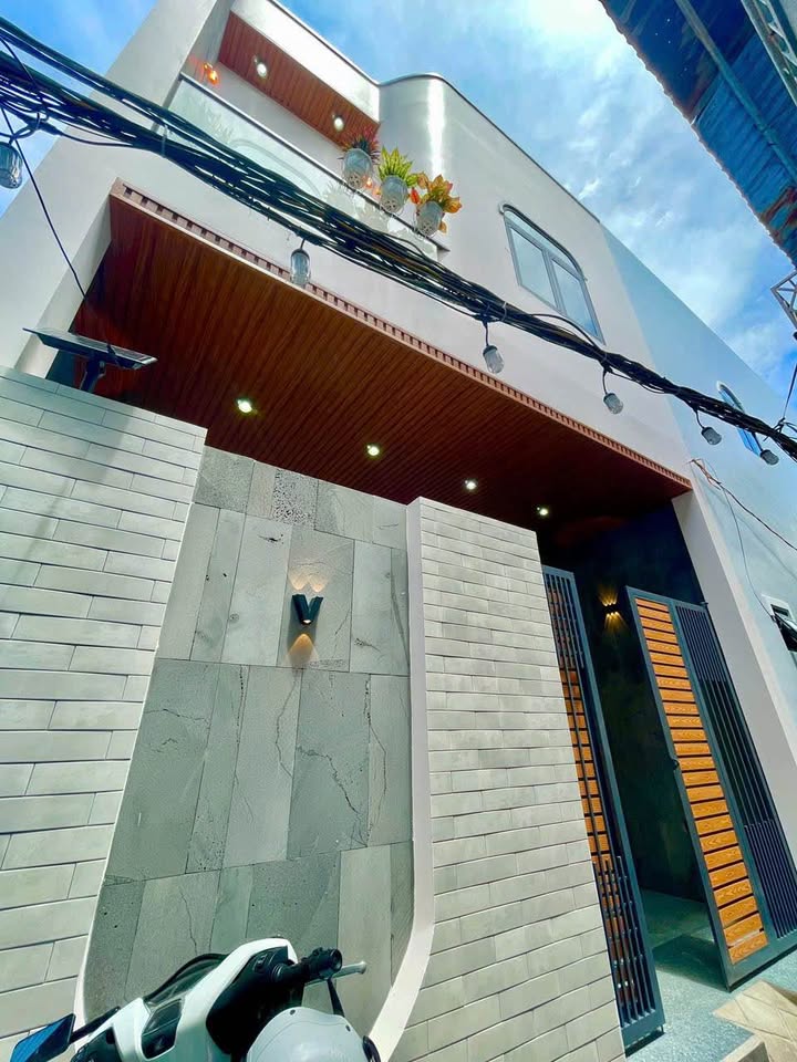 Nhà riêng phường 5, TP Mỹ Tho 47m² giá 2.1 tỷ - Đầy đủ nội thất chỉ việc vào ở!