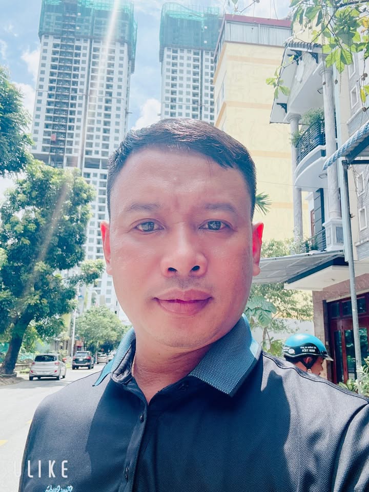 Nhà phố Dĩ An 90m² giá 10 tỷ - Hoàn công đầy đủ, vị trí đắc địa!