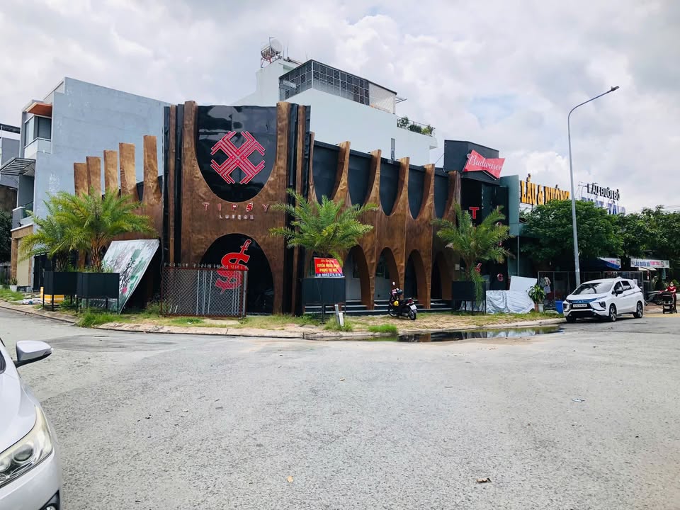 Mặt bằng góc 2 mặt tiền Chánh Nghĩa, Thủ Dầu Một 270m² - Thích hợp kinh doanh đa dạng!