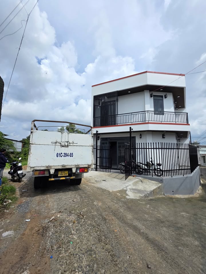 Nhà mặt tiền 2 mặt – Gần đường Thủ Khoa Huân 68.3m² giá 3.18 tỷ - Sổ hồng riêng, nội thất đầy đủ!