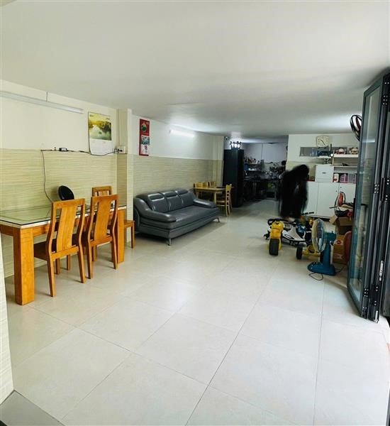 Nhà 2 Tầng Phường 13, Tân Bình 94m² giá 9.3 tỷ - Vị trí đắc địa, sẵn sàng vào ở!