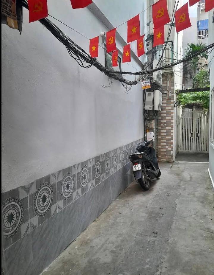 Nhà riêng Ngọc Hà Ba Đình 31m² giá 8.9 tỷ - Thiết kế hiện đại, full nội thất