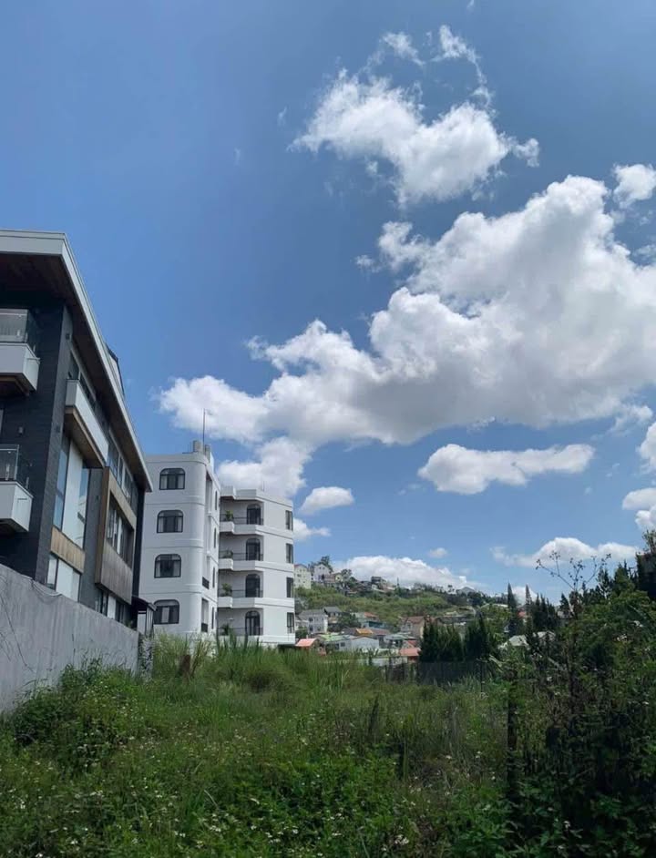 Đất Biệt Lập 342m² Đường An Bình, Đà Lạt - Giá 13.5 Tỷ, Hướng Đông Mát Mẻ!