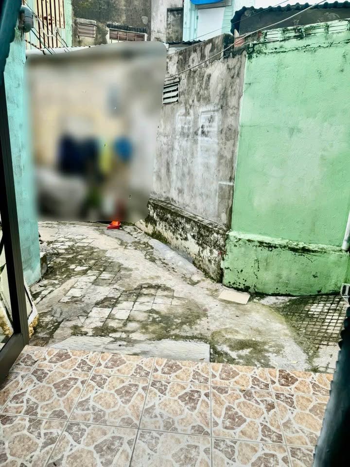 Nhà riêng Nguyễn Hoàng, Thanh Khê, Đà Nẵng 35m² giá 1 tỷ - Sổ hồng chính chủ, phù hợp cho gia đình!