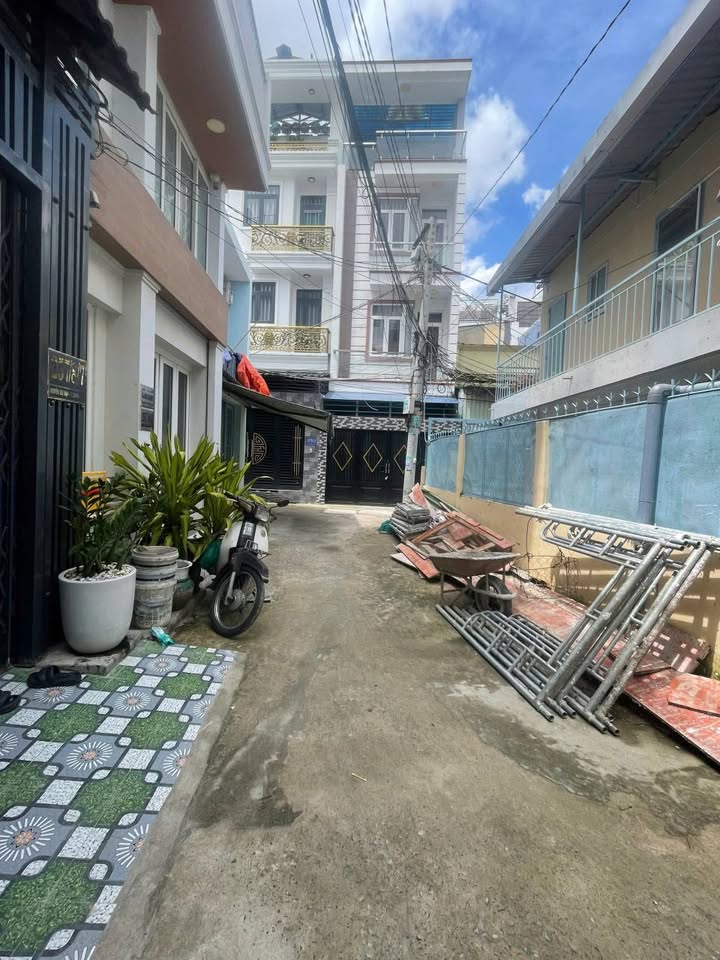 Nhà hẻm Nguyễn Thị Thập, Quận 7, 21m² giá 2.95 tỷ - Tiện sửa chữa theo ý thích!