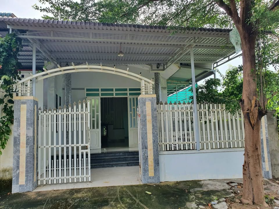 Nhà cho thuê Tấn Lộc, Phan Rang-Tháp Chàm 2PN, giá 3.5 triệu - Không gian sống thoải mái!