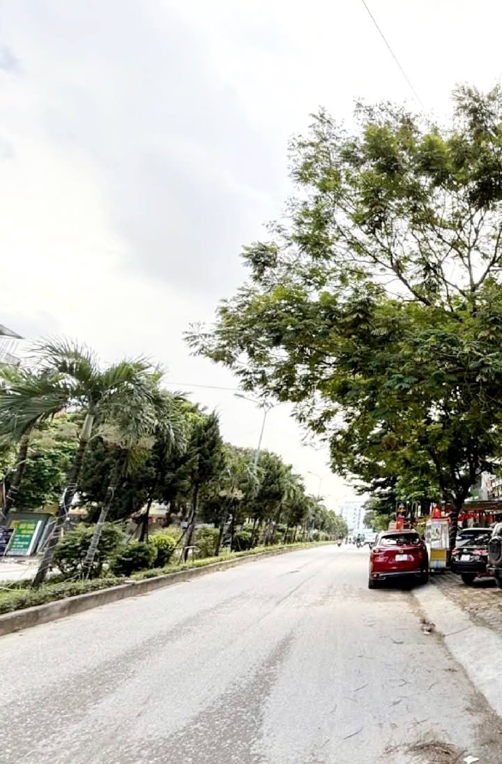 Nhà mặt phố Xuân Phương 111m² giá 33 tỷ - Đầu tư sinh lời ngay!