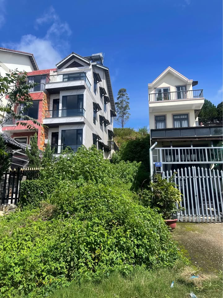 Đất 2 mặt tiền KQH Ngô Quyền, Đà Lạt 117.5m² giá 9.8 tỷ - Cơ hội đầu tư hấp dẫn!