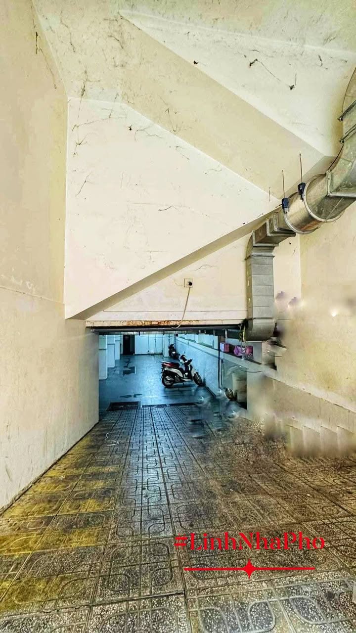 Toà nhà 8 tầng mặt tiền Lê Trọng Tấn 410m² giá 95 tỷ - Đầu tư sinh lời ổn định!