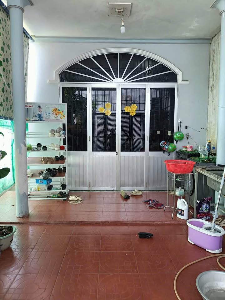 Nhà 2 mặt hẻm ô tô đường Mai Xuân Thưởng, Bắc Nha Trang 84m² giá 3.8 tỷ - Cơ hội vàng cho đầu tư!