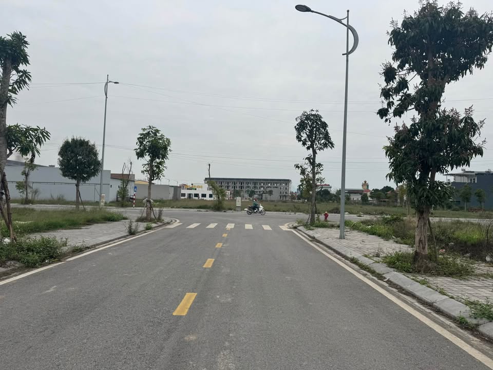 Lô đất thổ cư Tứ Trưng - Vĩnh Tường 114m² giá 4 tỷ - Pháp lý rõ ràng, sẵn sàng xây dựng!